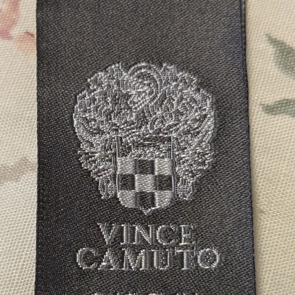 ❌SOLD❌.                    NWT Vince Camuto Floral Blue Purple Kimono Open Front - Picture 9 of 10